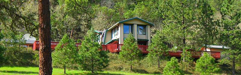 Cascade Montain Lodge header